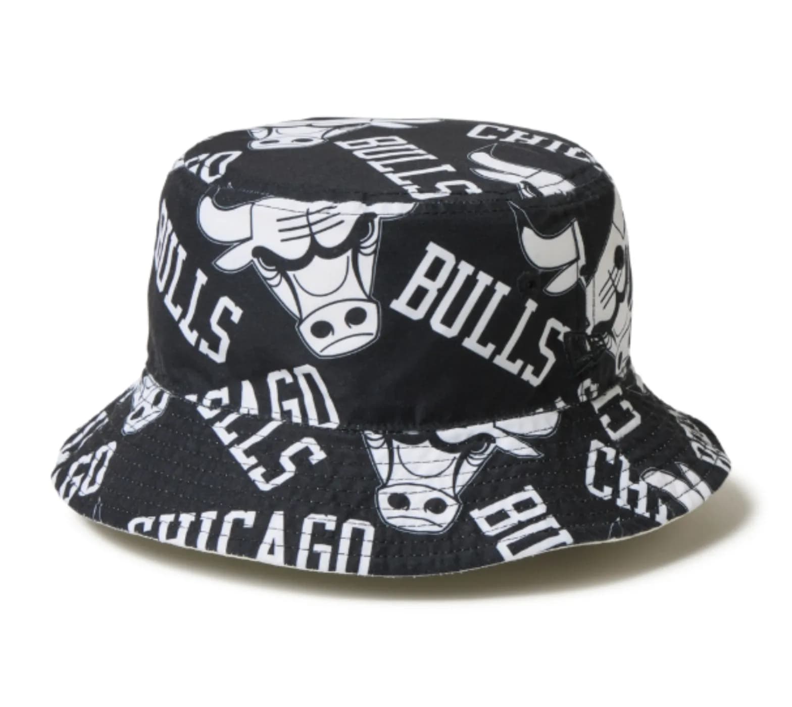 Chapéu Bucket Chicago Bulls NBA Off White New Era — Off White