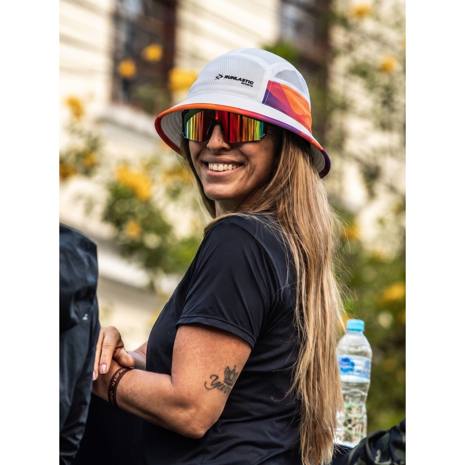 Bucket Branco/Laranja — foto 1